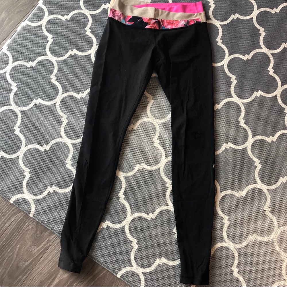 Lululemon black leggings